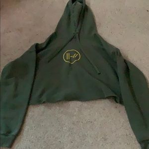 Twenty one pilots merch concert crop hoodie